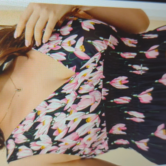 NEW Maxi Dress Floral V Neck Sleeveless - Picture 3 of 3